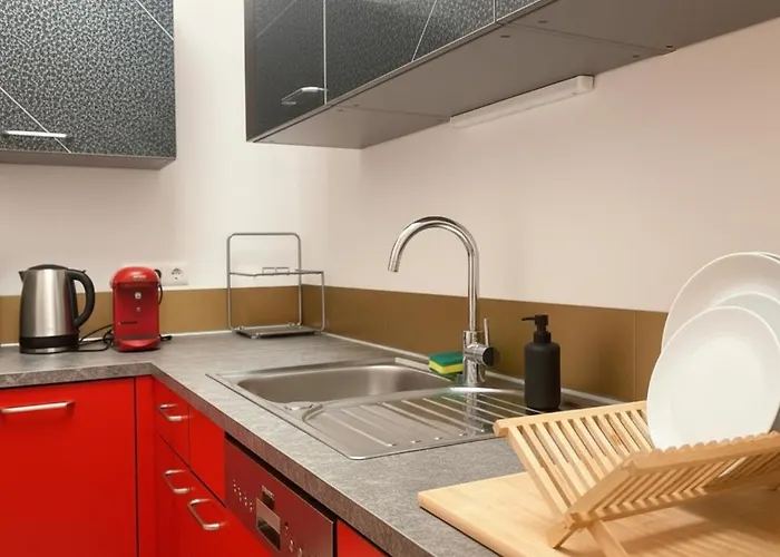 Holiday home Spacious & Cozy - Near Metro & Center - 3 Beds For 5 Person *